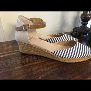 White Mountain | Brand New Nautical Wedges